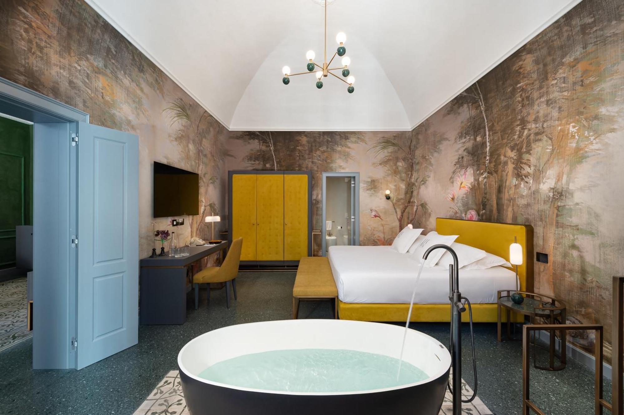 Vis Urban Suites&Spa Бари Экстерьер фото