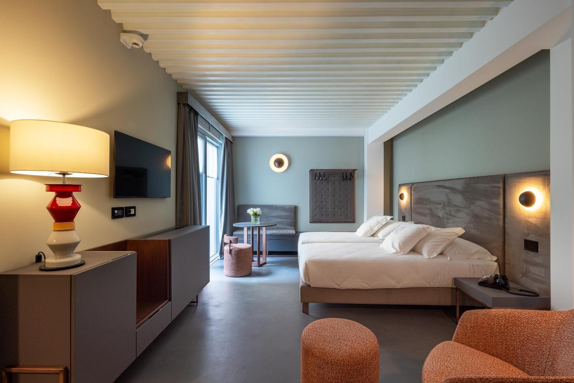 Vis Urban Suites&Spa Бари Экстерьер фото